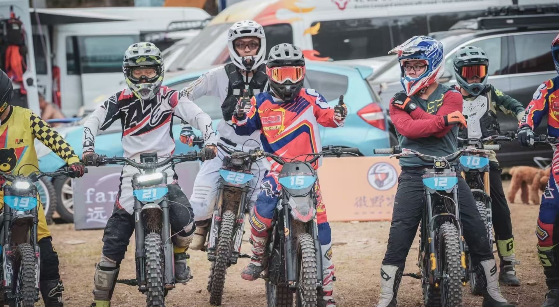 MOJO Cheetah Series Electric Dirt Bikes in motorcross racing