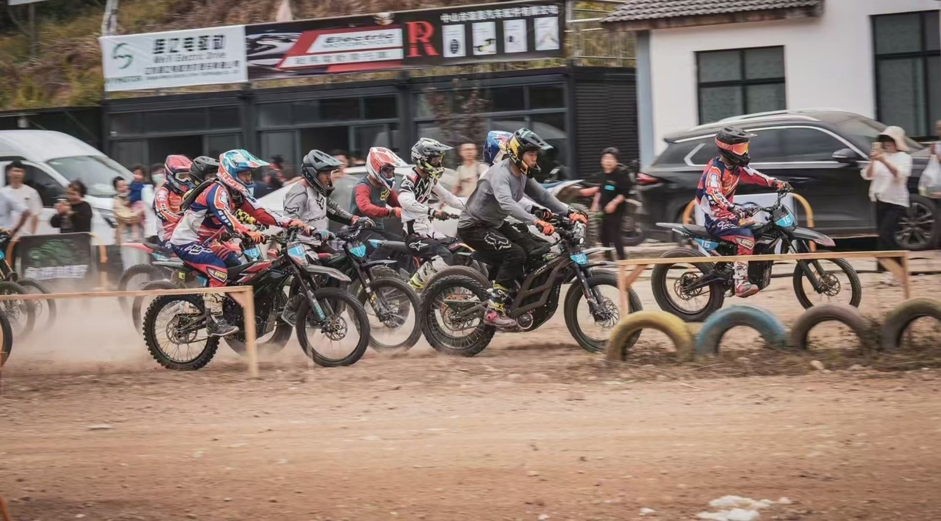 electric dirt bikes with high-speed performance
